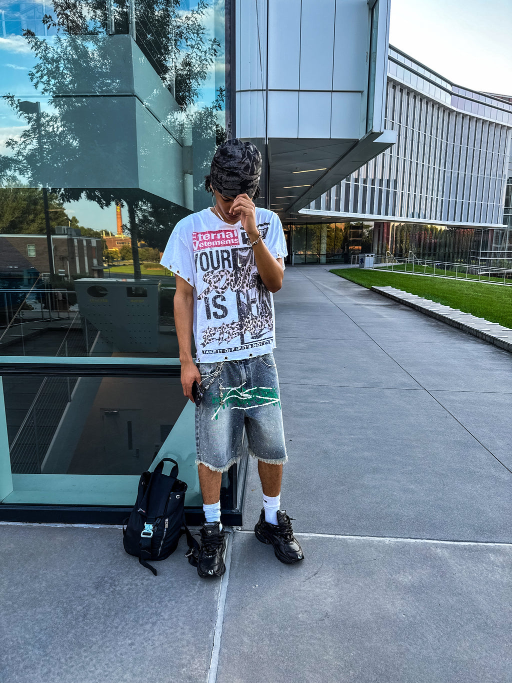 Newspaper Rockstar Tee